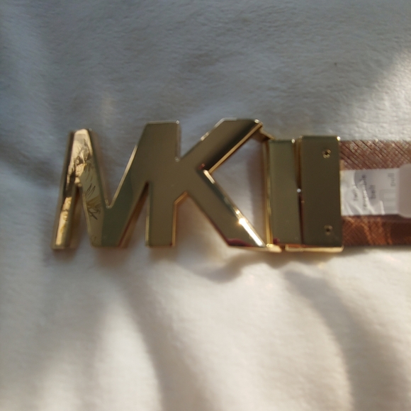 NWT MICHAEL Michael Kors Signature Logo Belt w/ Reversible Logo Plaque– Size M main image 12